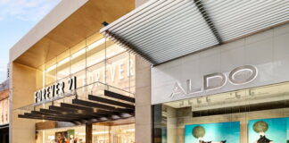 Photo of the Day: Goodbye Forever 21 Robson Street, Hello Indigo