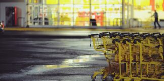 The Increasingly Bleak Outlook for Canadian Grocery Stores