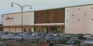 Hudson’s Bay Closes 2nd-Oldest Suburban Store