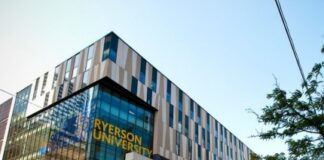 Large Conglomerates Dominate the Canadian Retail Industry: Report