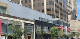 Reopened Toronto Stores See Lineups Amid Pent-Up Demand